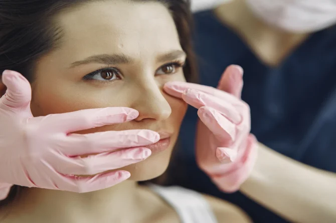 Burun Deliği Küçültme Ameliyatı: Süreç Nasıl İşler, Sonuç Nasıl Görünür?